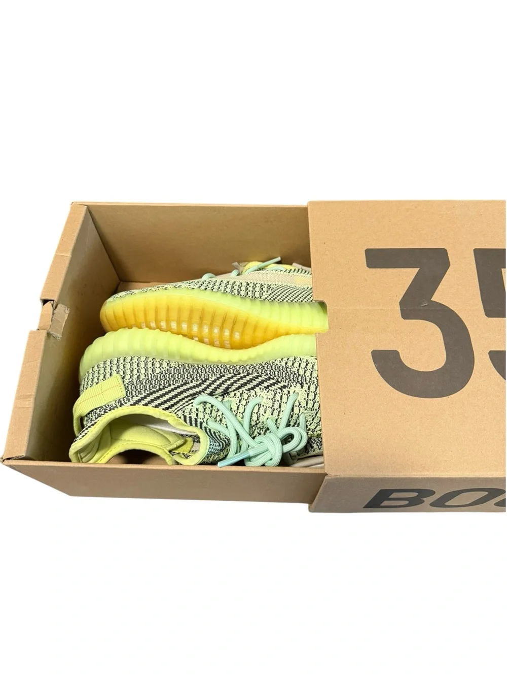 adidas Yeezy Boost 350 V2 Yeezreel Non-Reflective FW5191 Size 9 with box